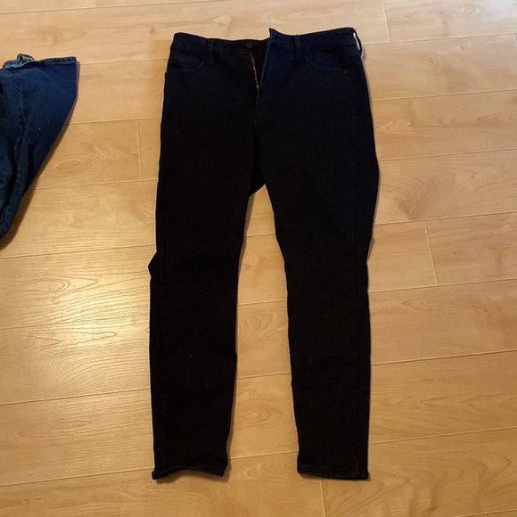 Size 12 Old Navy Plain Black Jeans - Picture 1 of 3